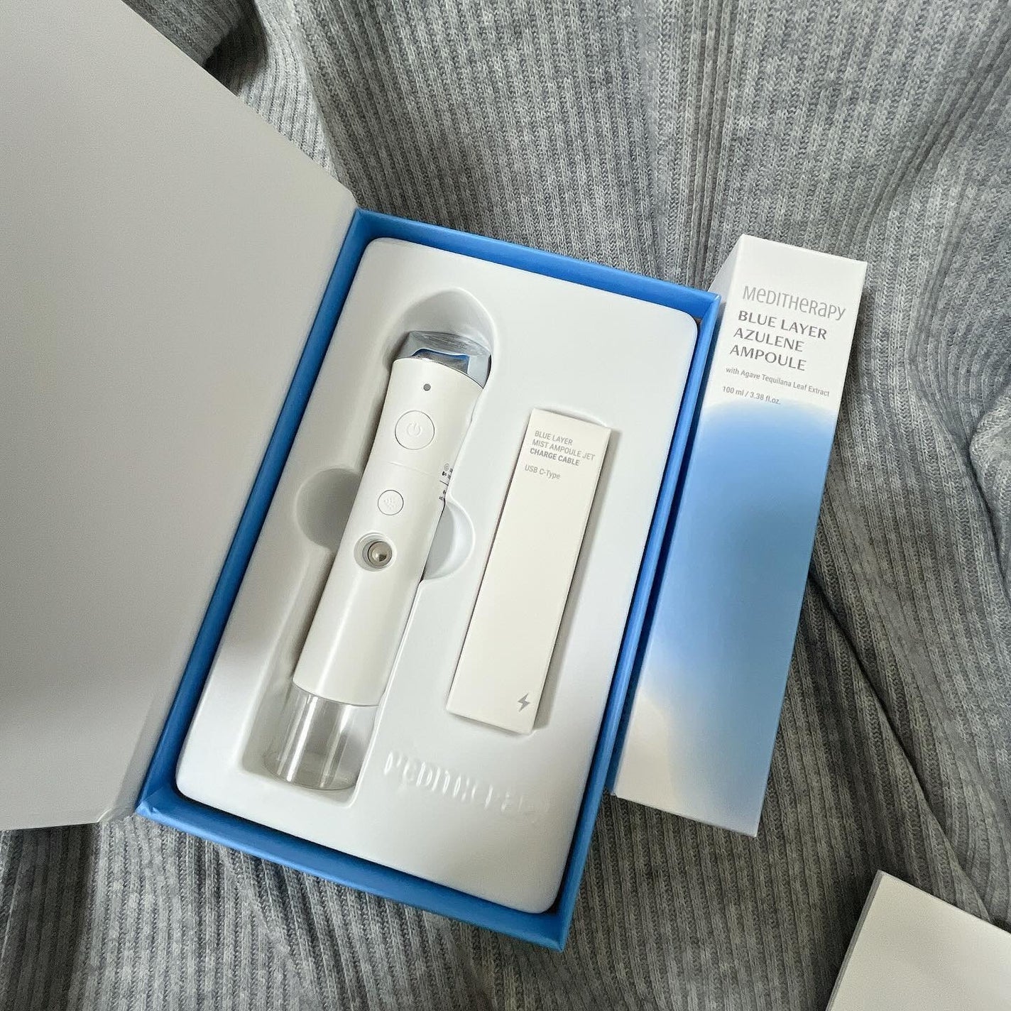 ブルーレイヤーミストアンプルジェット美顔器/MEDITHERAPY/美顔器・マッサージを使ったクチコミ(2枚目)
