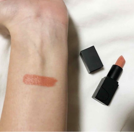 オーデイシャスリップスティック/NARS/口紅を使ったクチコミ(2枚目)