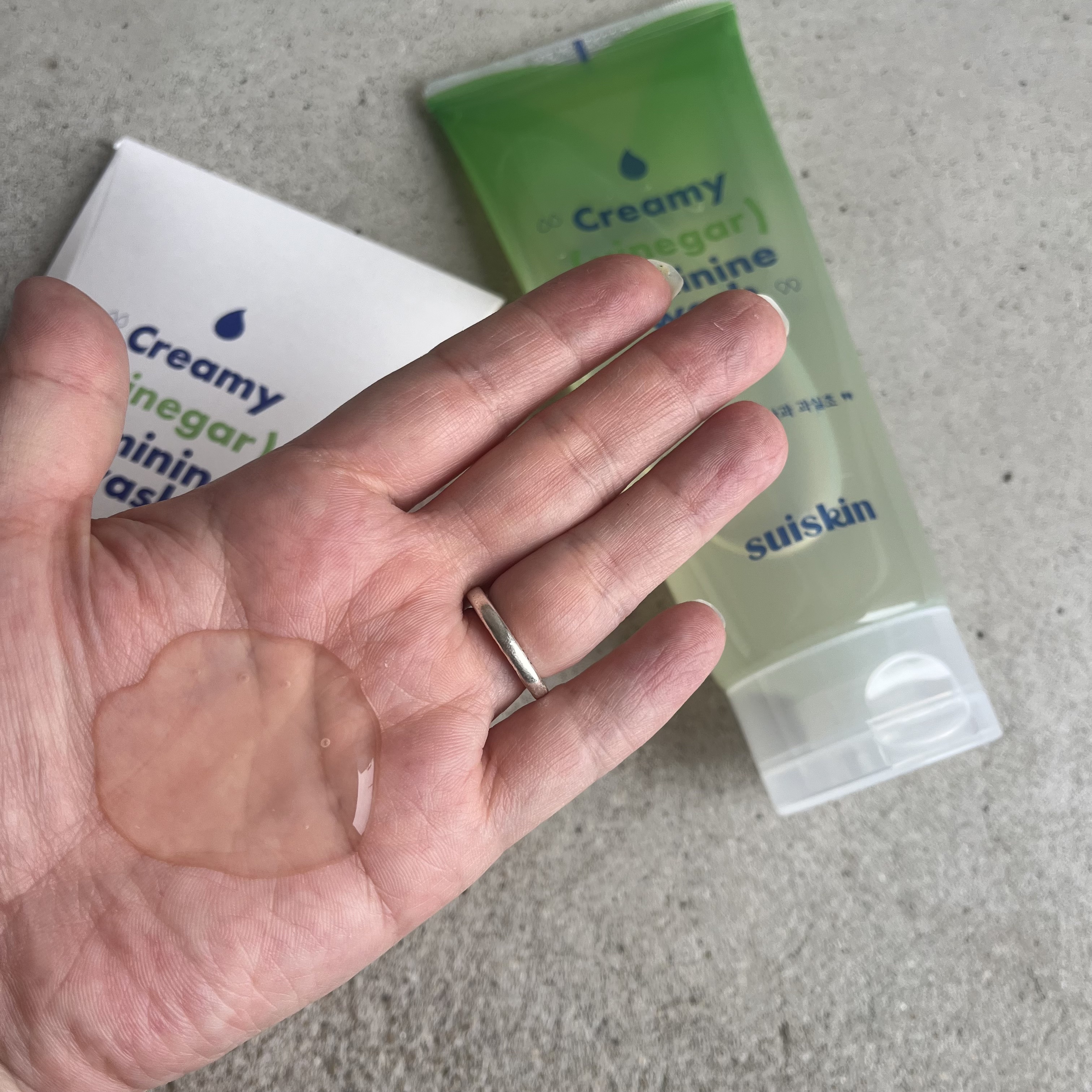 クリーミービネガーフェミニンウォッシュ/suiskin/ボディソープを使ったクチコミ（2枚目）