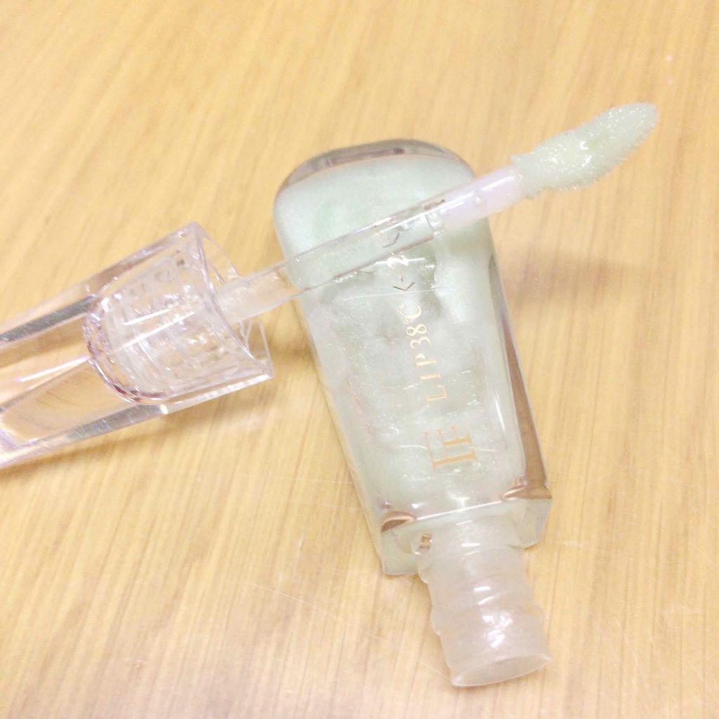 38°C / 99°F リップトリートメント (リップ美容液)/UZU BY FLOWFUSHI/リップケアを使ったクチコミ(2枚目)