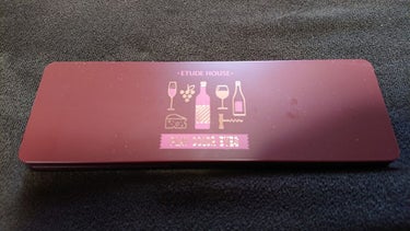 ★ETUDE HOUSE プレイカラーアイズ  ワインパーティー
価格★￥1890(送料無料)
購入場所★楽天市場

ずーっと欲しかったETUDE HOUSEのアイシャドウパレット♥️
10色も入ってチ