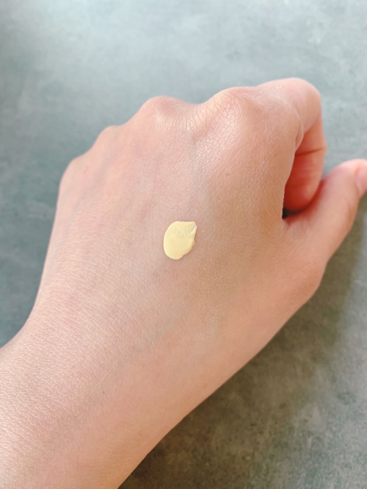 ヴィーガン カラーファンデーション/Veauty by THE_B/リキッドファンデーションを使ったクチコミ(2枚目)