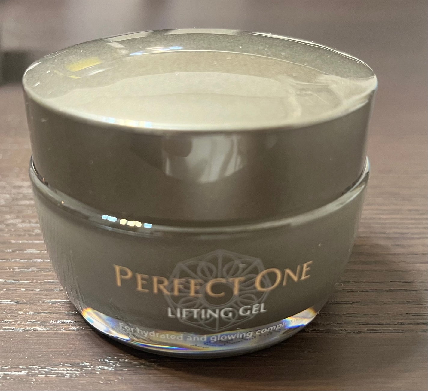 パーフェクトワン リフティングジェル/パーフェクトワン/オールインワン化粧品を使ったクチコミ(1枚目)