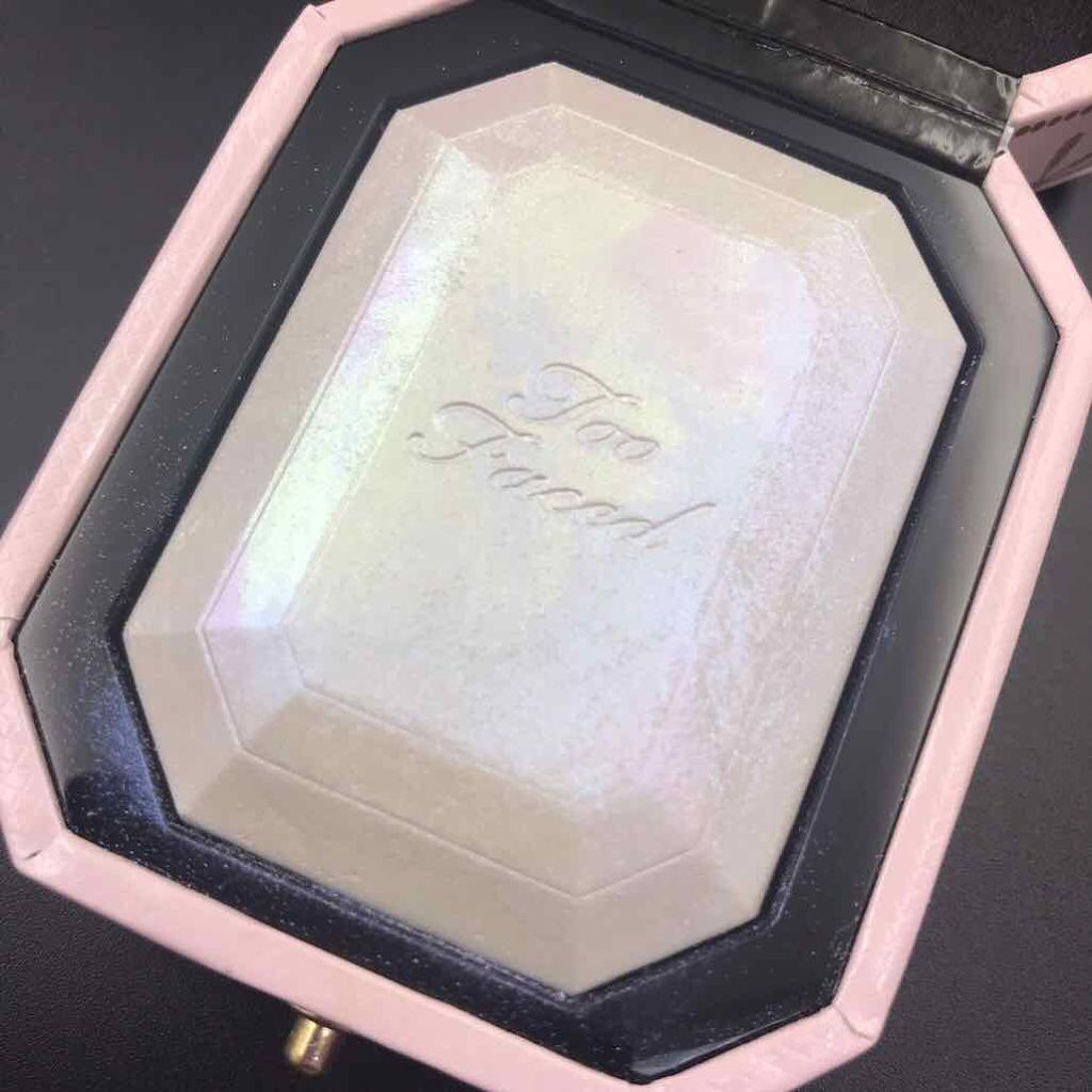 ダイヤモンドライト マルチユース ハイライター/Too Faced/パウダーハイライトを使ったクチコミ(4枚目)