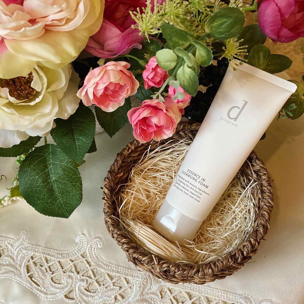 エッセンスイン クレンジングフォーム/d プログラム/洗顔フォームを使ったクチコミ(1枚目)