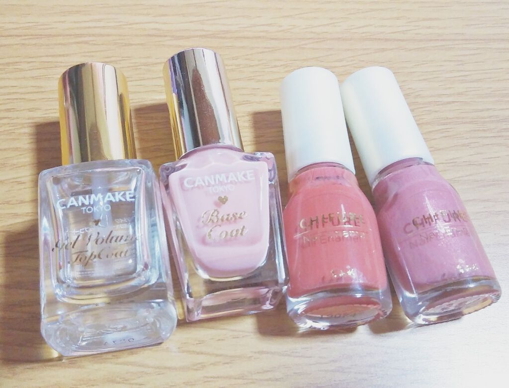 カラフルネイルズ ベースコート/キャンメイク/ネイルトップコートを使ったクチコミ（1枚目）