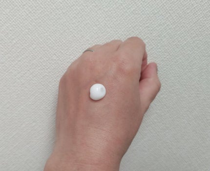 ドクダミミルキークリーム/enieni /フェイスクリームを使ったクチコミ(3枚目)