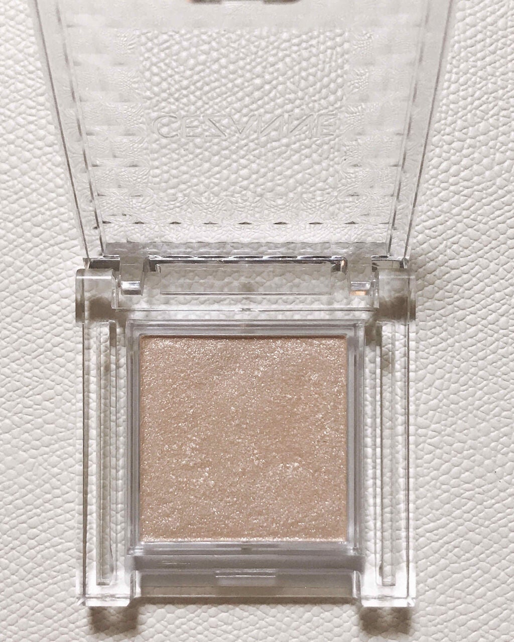 シングルカラーアイシャドウ/CEZANNE/単色アイシャドウを使ったクチコミ(2枚目)