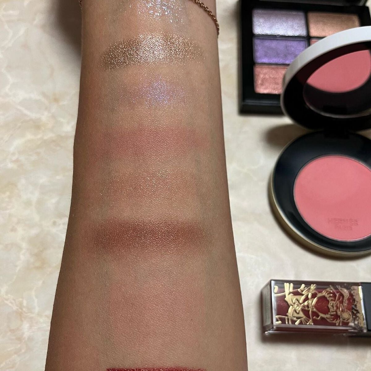 ローズ・エルメス ファー ア ジュ プードル ソワユーズ/エルメス/パウダーチークを使ったクチコミ(3枚目)