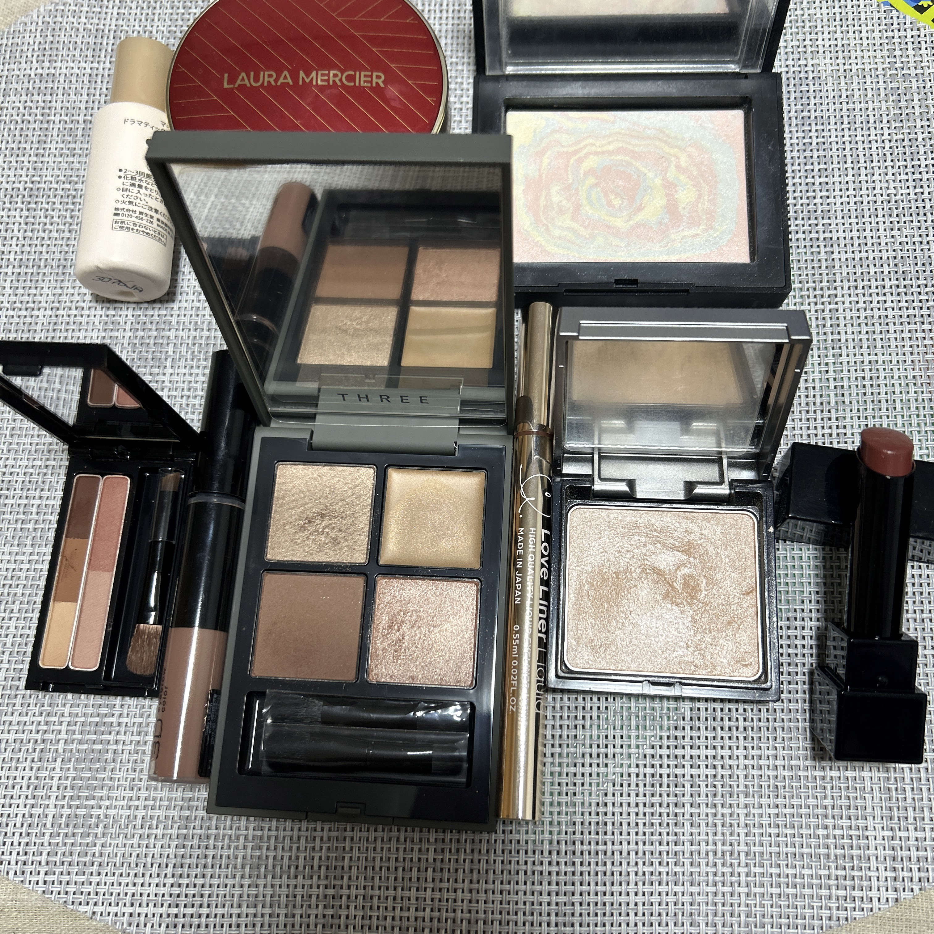 ディメンショナルビジョンアイパレット/THREE/アイシャドウパレットを使ったクチコミ（2枚目）