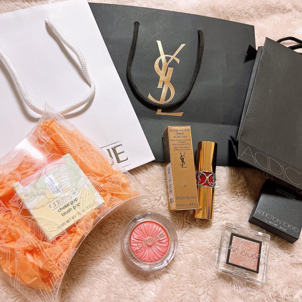 ルージュ ヴォリュプテ シャイン/YVES SAINT LAURENT BEAUTE/口紅を使ったクチコミ（2枚目）