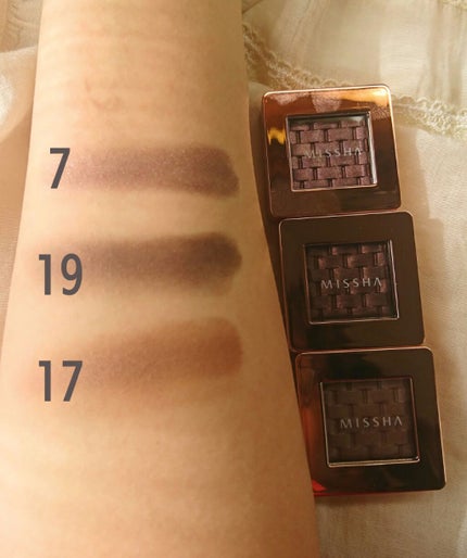 モダンアイシャドウ イタルプリズム/MISSHA/単色アイシャドウを使ったクチコミ(2枚目)