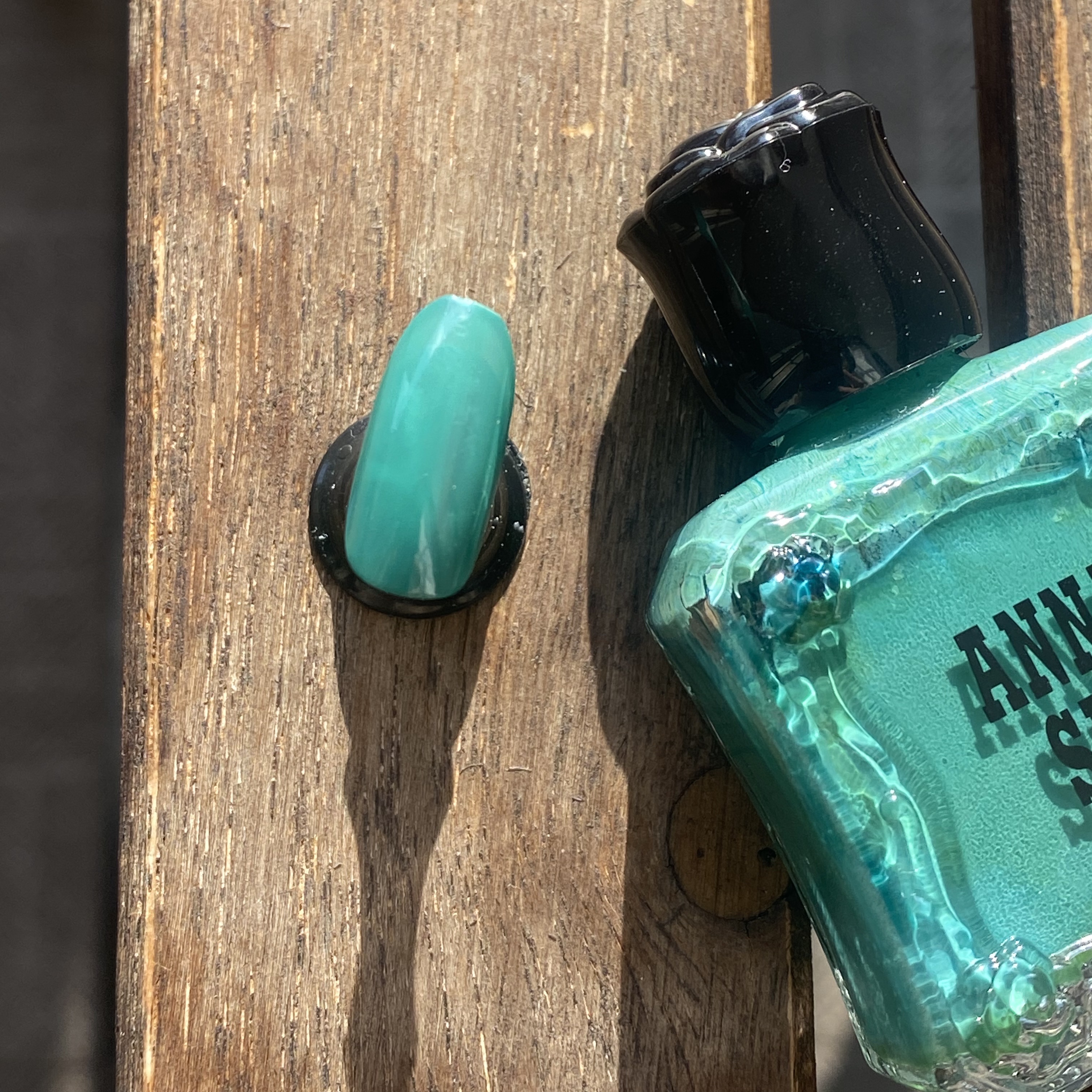 ネイルカラー/ANNA SUI/マニキュアを使ったクチコミ（2枚目）