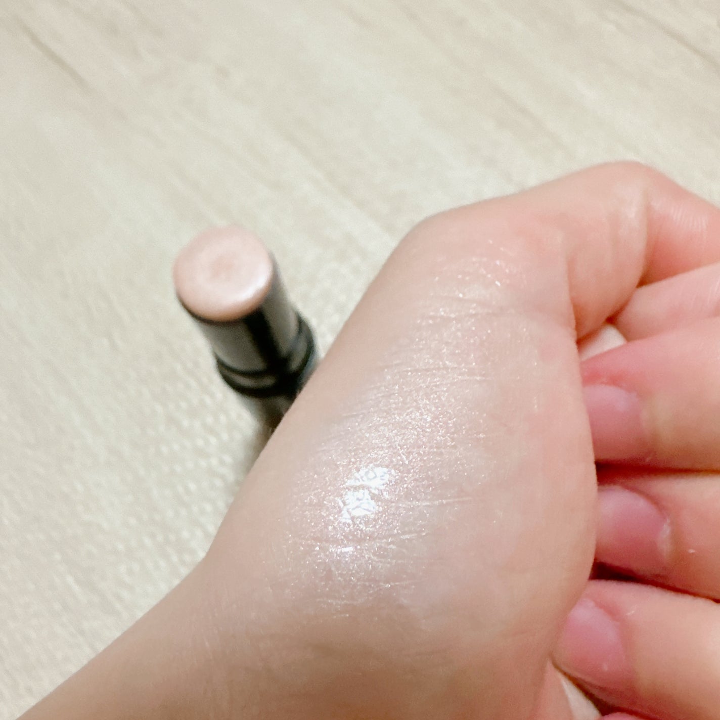 ボーム エサンシエル/CHANEL/スティックハイライトを使ったクチコミ(3枚目)