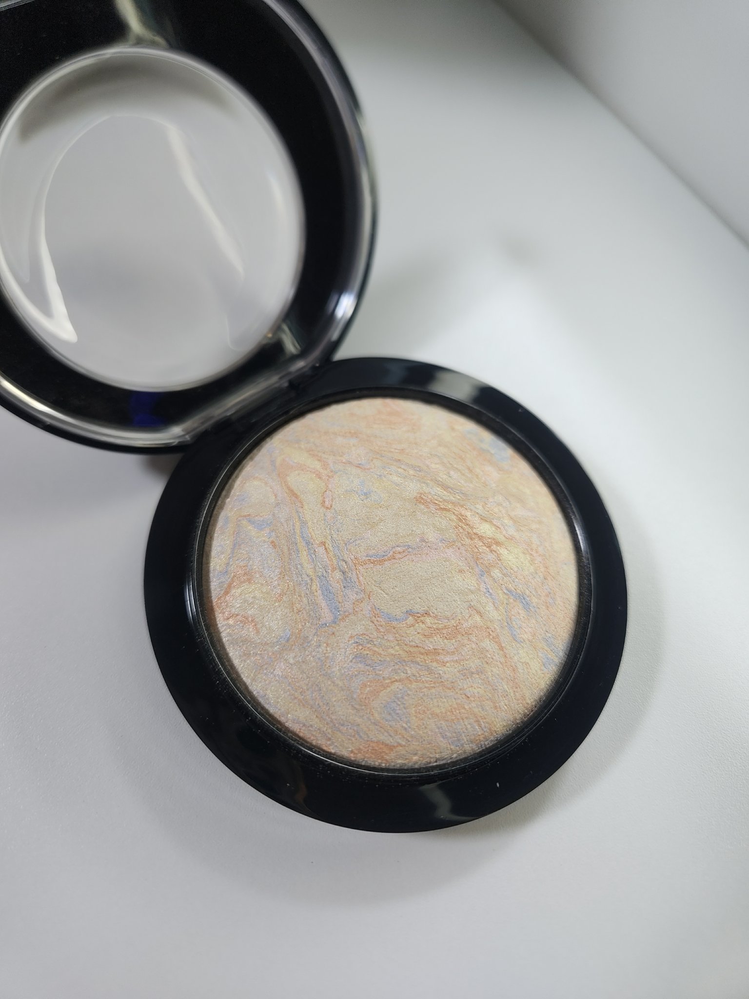 M·A·C ミネラライズ スキンフィニッシュ/M・A・C/パウダーハイライトを使ったクチコミ（2枚目）