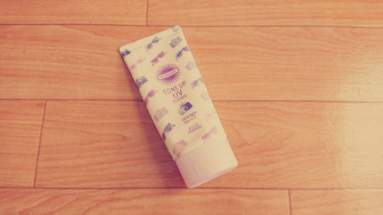 トーンアップUV エッセンス/サンカット®/日焼け止めローションを使ったクチコミ(1枚目)