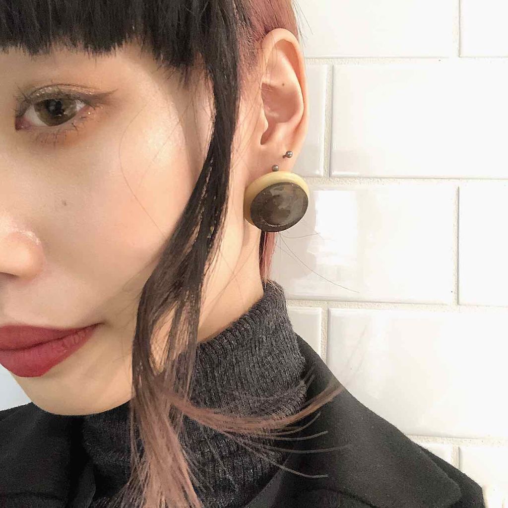 wakemake フォイルシャドウのクチコミ「 #メイク写真 
今日のメイク💄

雑誌をみて目の下にオレンジ入ってるのかわいいな〜と思い、持.....」（1枚目）