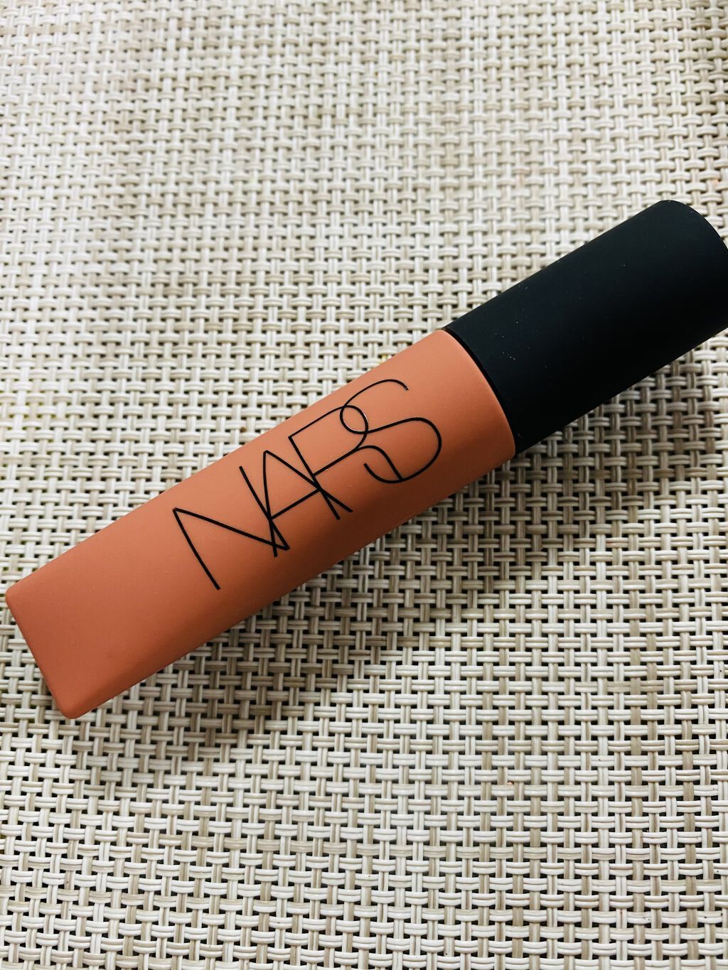 エアーマット リップカラー/NARS/口紅を使ったクチコミ（3枚目）