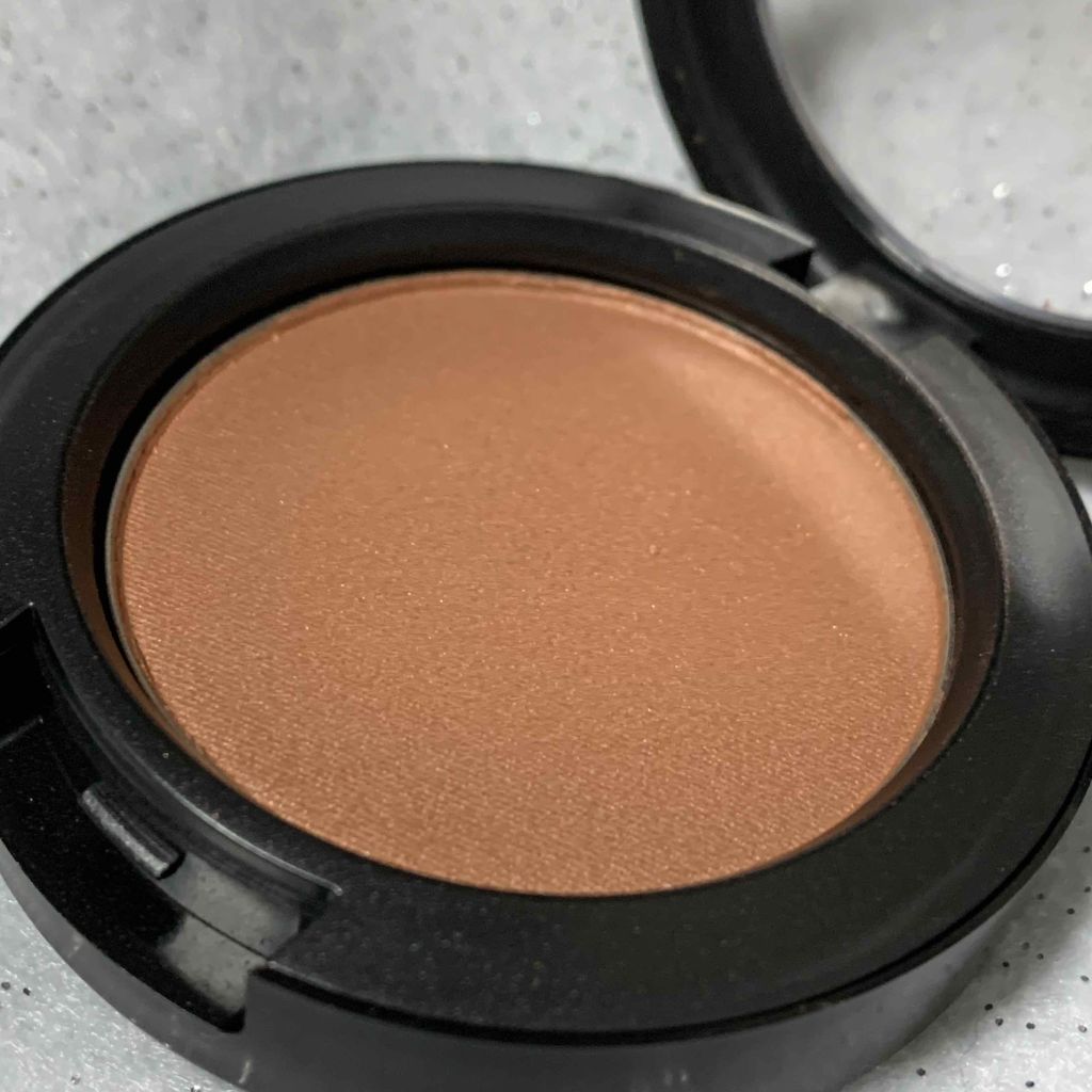 シアトーンブラッシュ/M・A・C/パウダーチークを使ったクチコミ（2枚目）