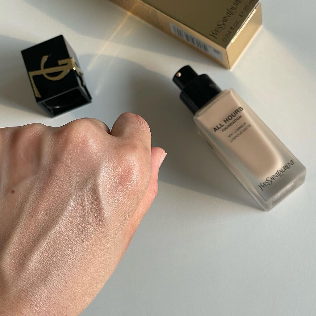 オールアワーズ リキッド/YVES SAINT LAURENT BEAUTE/リキッドファンデーションを使ったクチコミ（3枚目）