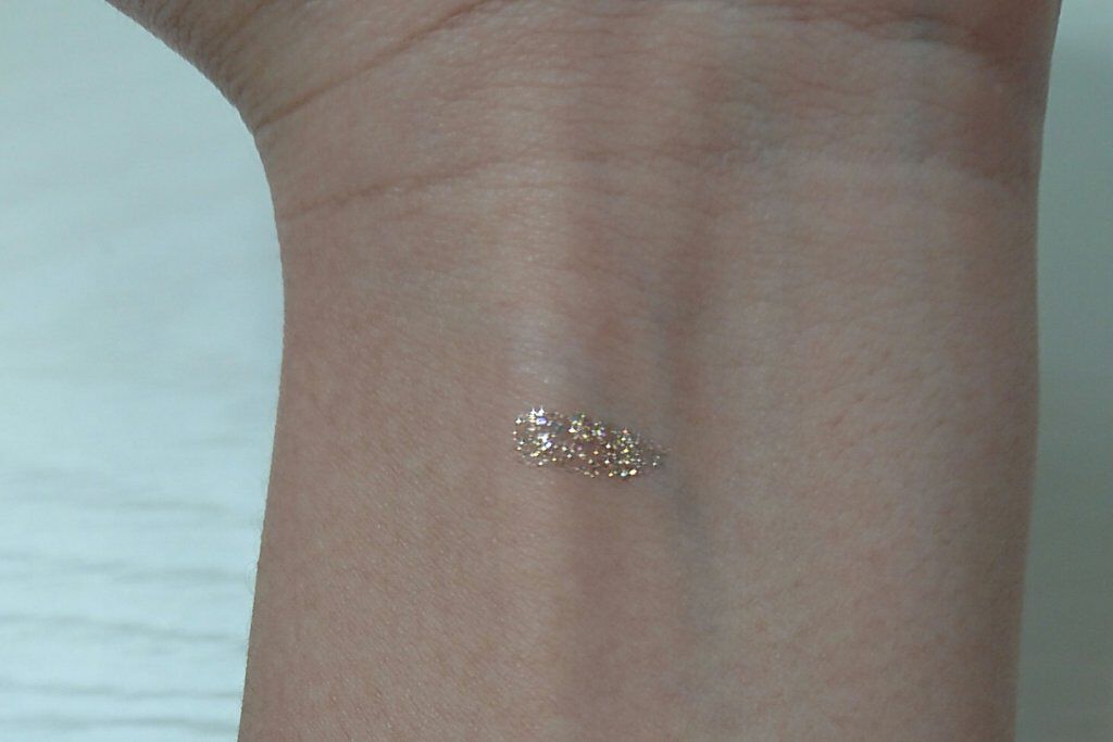 リキッド グリッター シャドウ/rom&nd/グリッターを使ったクチコミ（3枚目）