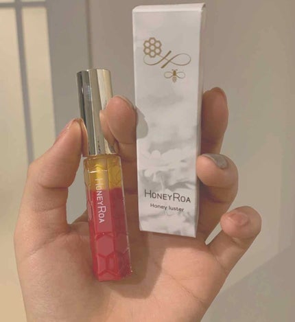 ハニーラスター r/ROAlív/リップグロスを使ったクチコミ(1枚目)