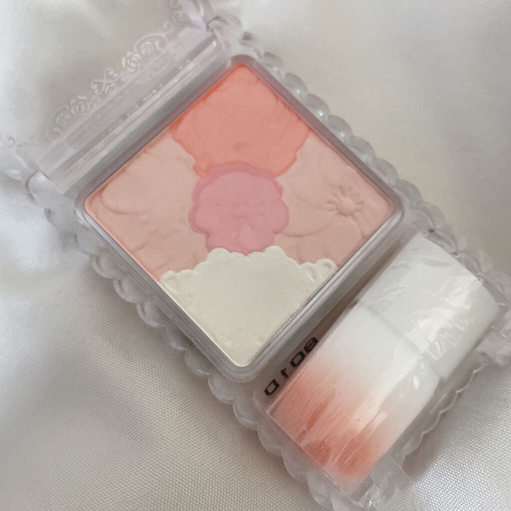 マットフルールチークス 03 マットマーマレード/キャンメイク/パウダーチークを使ったクチコミ（1枚目）