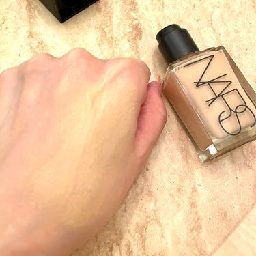 ライトリフレクティング ファンデーション 02174/NARS/リキッドファンデーションを使ったクチコミ（3枚目）