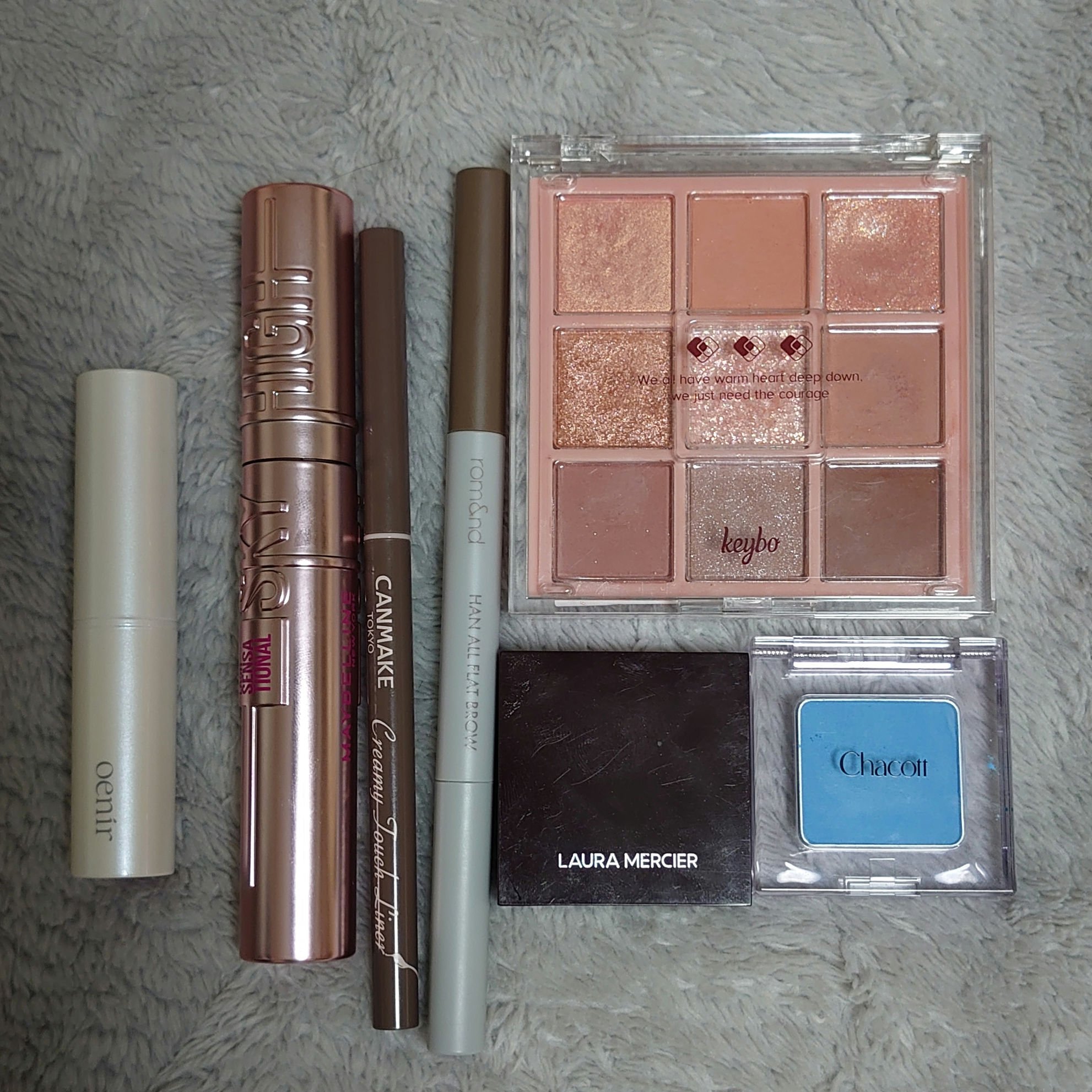 マルチカラーバリエーション マット/チャコット・コスメティクス/単色アイシャドウを使ったクチコミ（1枚目）