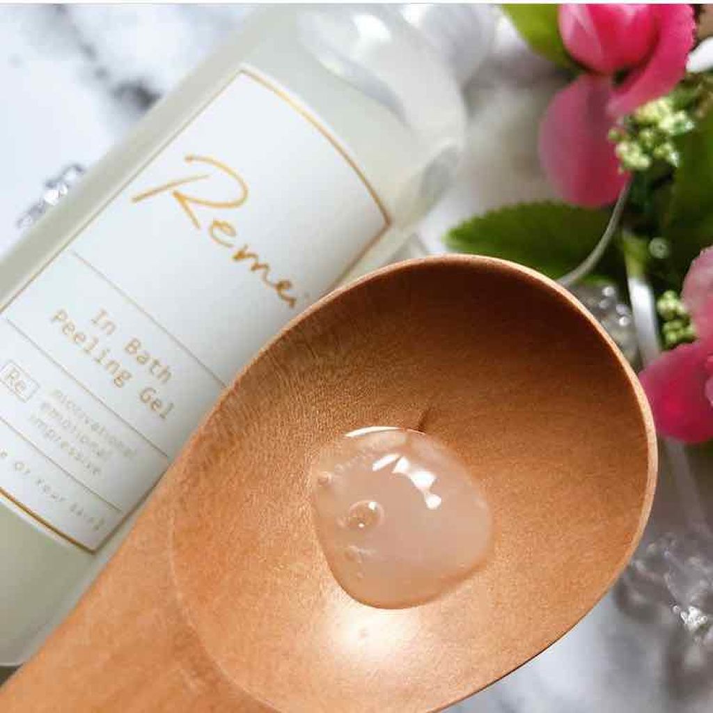 びーちゃん🍓⸝⸝꙳ on LIPS 「1日ぶりのびーちゃんです♡リメイインバスピーリングジェル/..」(2枚目)