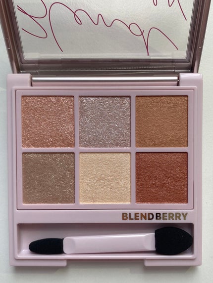 オーラクリエイション/BLEND BERRY/アイシャドウパレットを使ったクチコミ(2枚目)