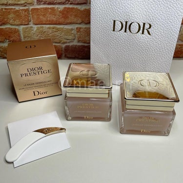 .
▶︎
Dior
プレステージ ル バーム デマキヤント 
(メイク落とし)
税込12,100円

このメイク落とし使ってると
もう他の使えないくらいに
お気に入り🥺

ジェル？ジュレ？みたいな
テク