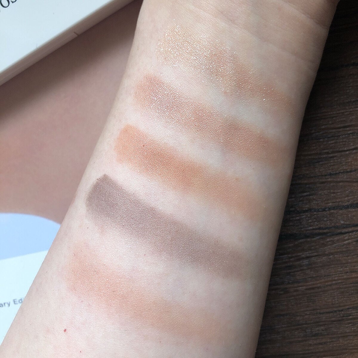 15thアニバーサリーミネラルアイ&チークカラーパレット/エトヴォス/アイシャドウパレットを使ったクチコミ(2枚目)