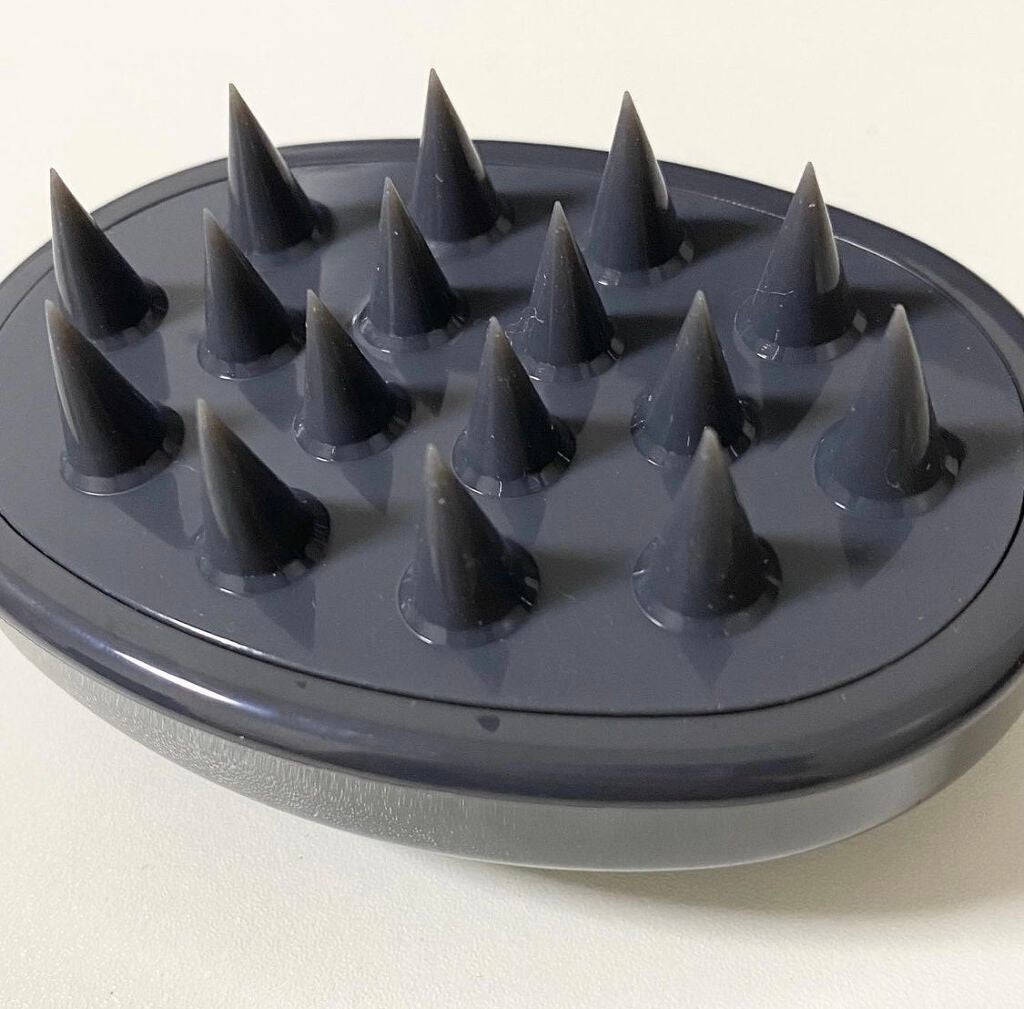 スカルプマッサージブラシ/MARKS&WEB/スカルプブラシを使ったクチコミ(2枚目)