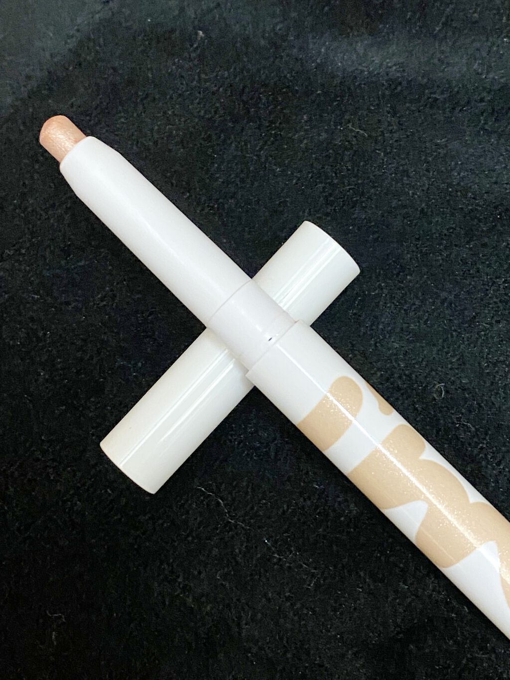 アイムスティックシャドウシマー/i’m meme/スティックアイシャドウを使ったクチコミ（1枚目）