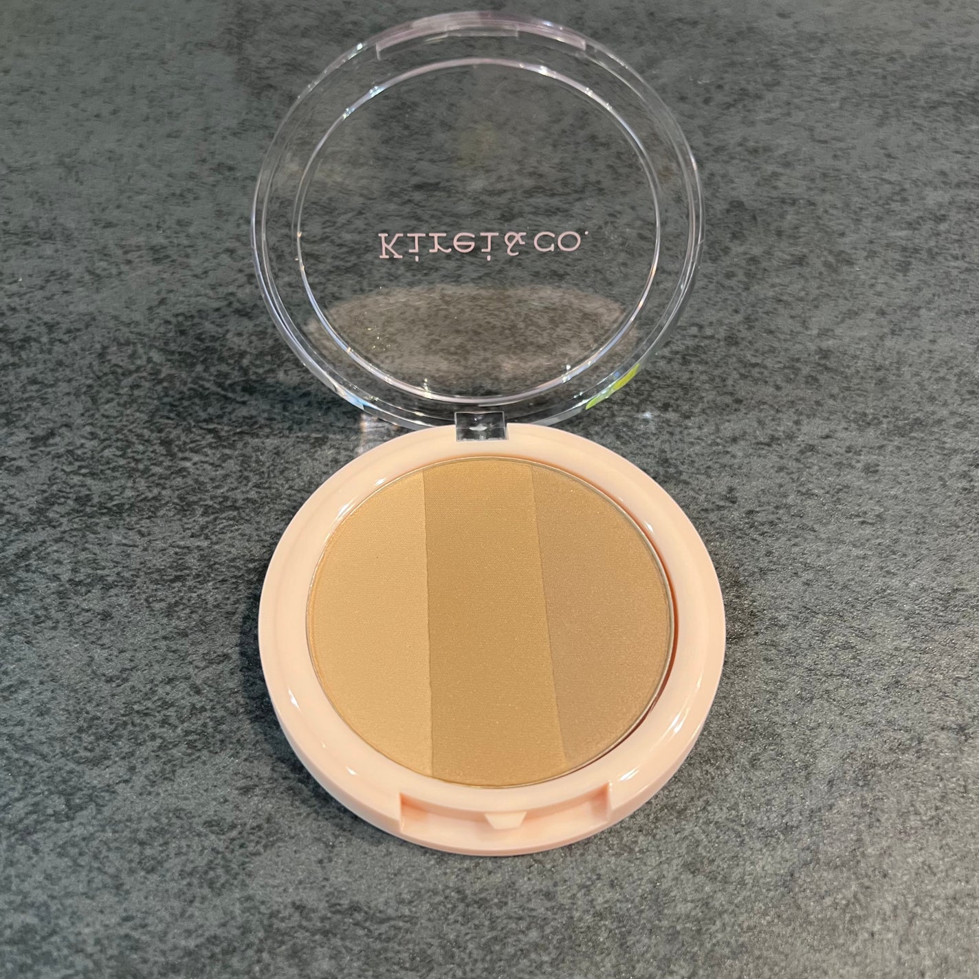 3カラーシェーディングパレット/Kirei&co./シェーディングを使ったクチコミ(2枚目)