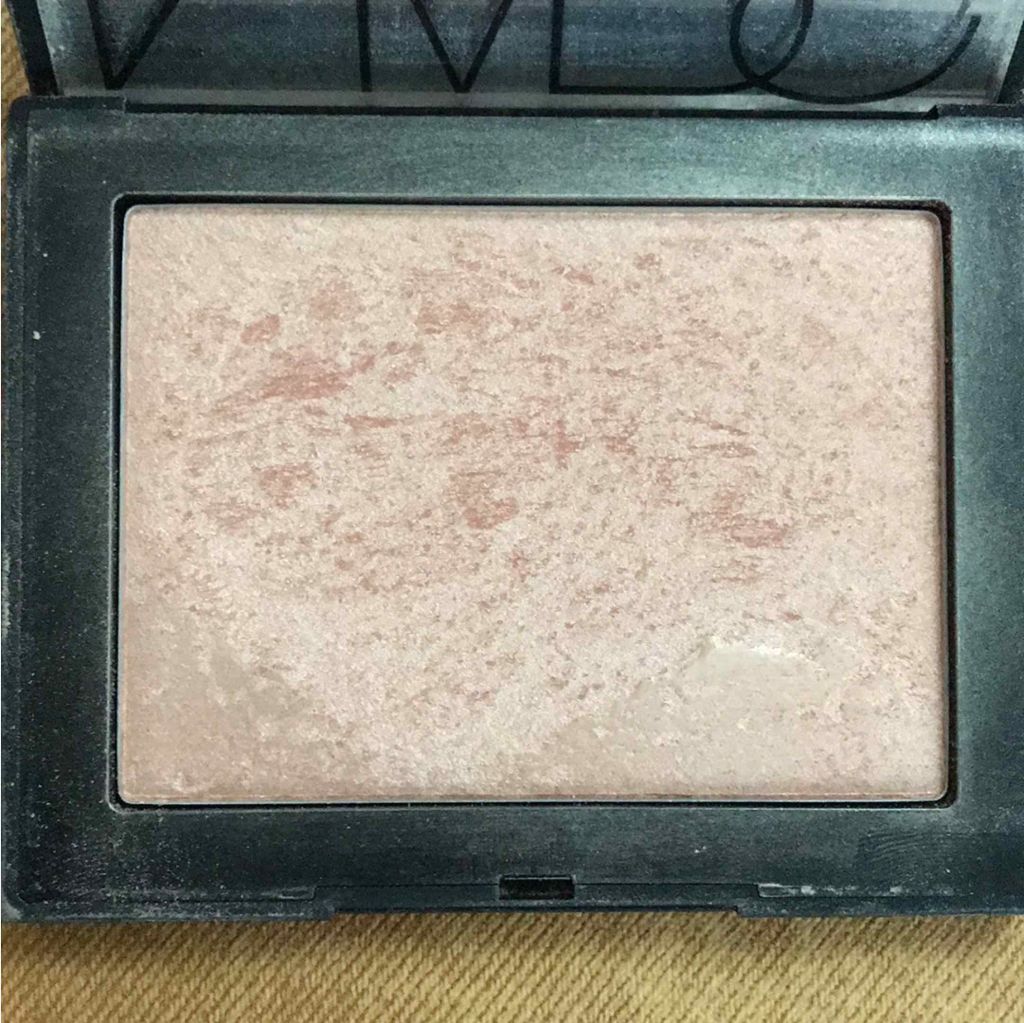 ハイライティングパウダー/NARS/パウダーハイライトを使ったクチコミ(2枚目)