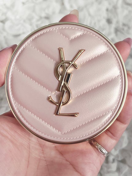 ラディアント タッチ グロウパクト B20/YVES SAINT LAURENT BEAUTE/クッションファンデーションを使ったクチコミ(2枚目)
