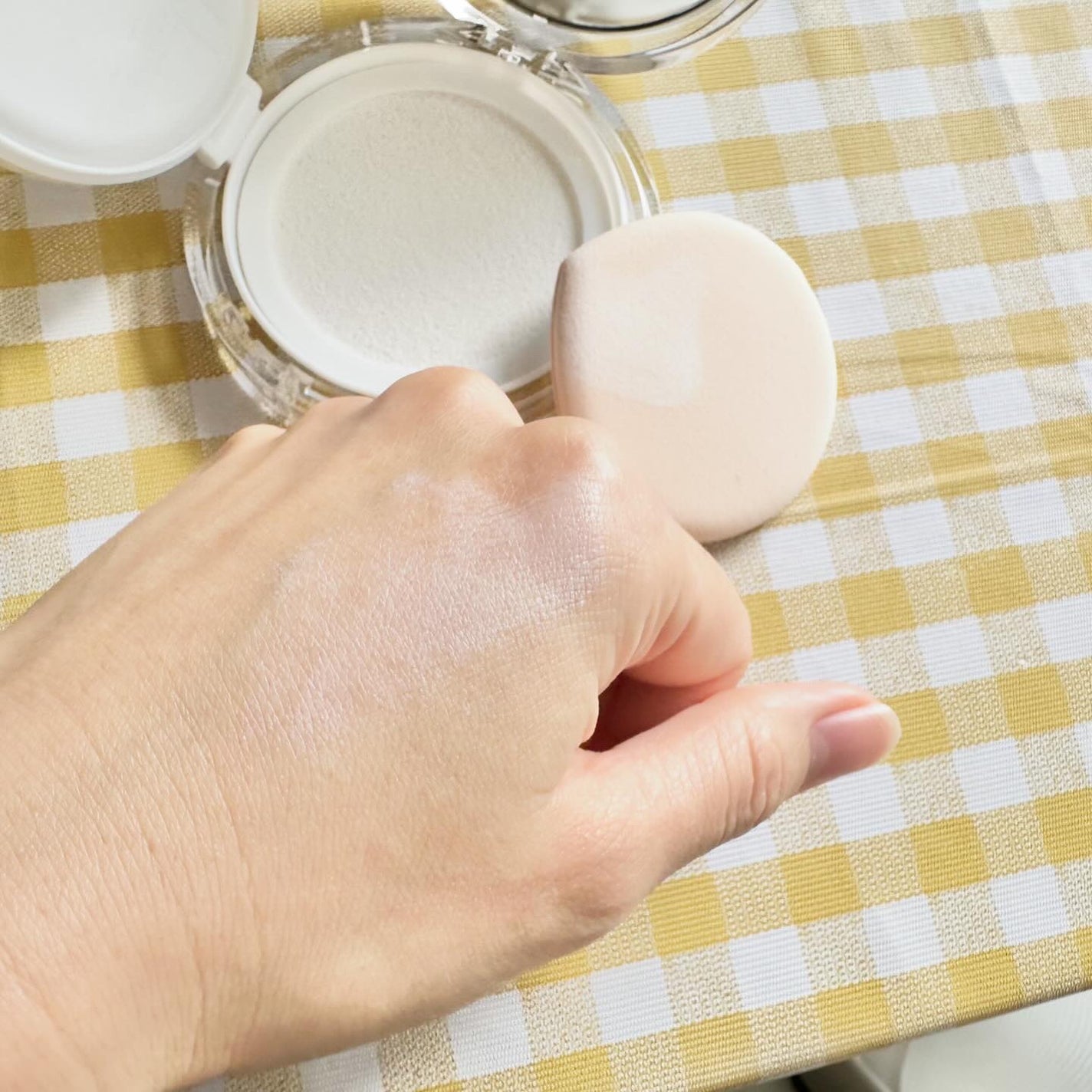 グロウ サン クッション/mgb skin/クッションファンデーションを使ったクチコミ(3枚目)