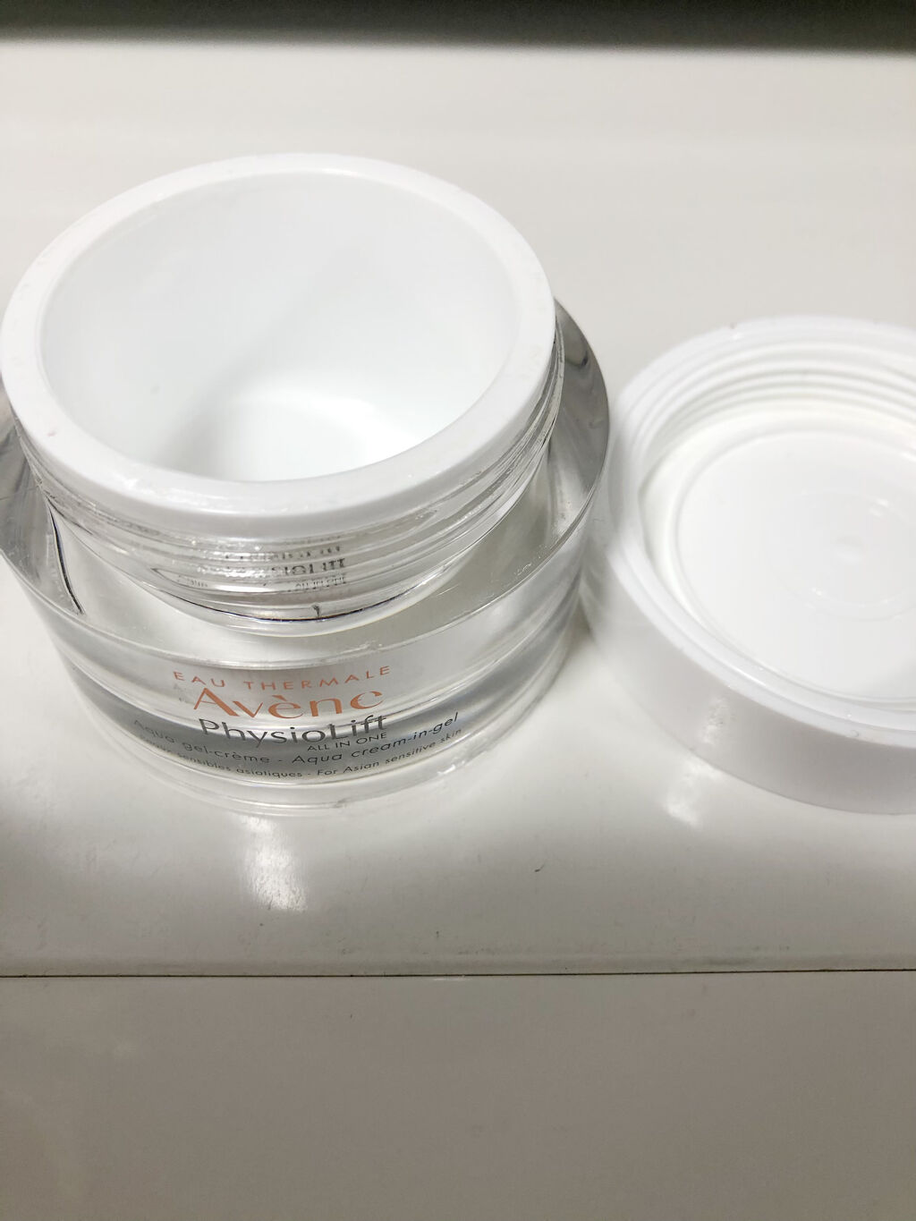 アベンヌ ミルキージェル エンリッチのクチコミ「アベンヌ🤍ミルキージェル　エンリッチ
「敏感肌用」

使い切りました、アベンヌのミルキージェル.....」（2枚目）