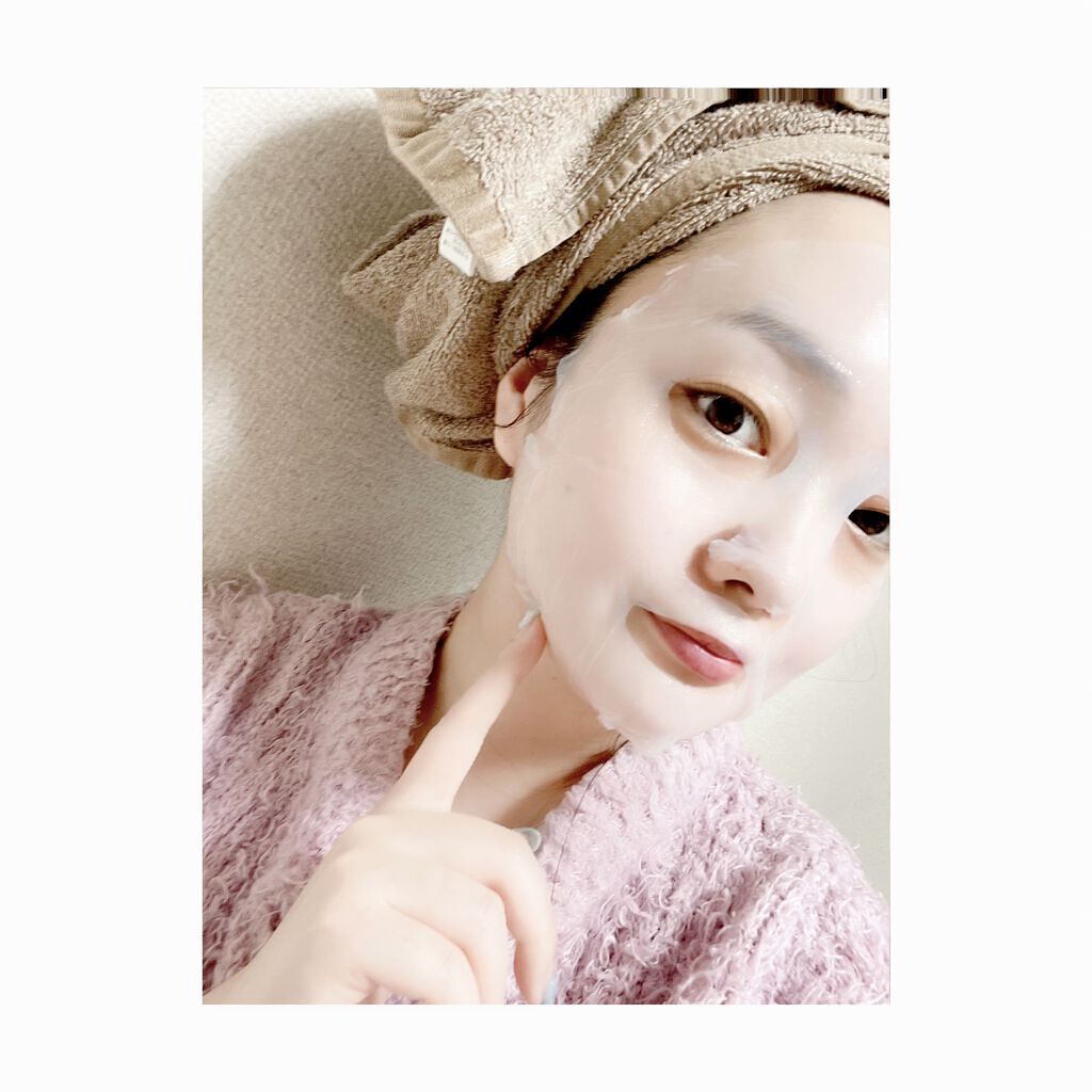 使用感☞ バイオセルロースマスク▶︎
ピッタリ密着してくれるマスクでとても
気持ちがよかったです🥸❤️✨👍🏻
スペシャルケアや，大事なイベント前に念入りにケアしたい時にも良いかと思います🥸👍🏻✨❤️
乾燥が気になる時期なのですが