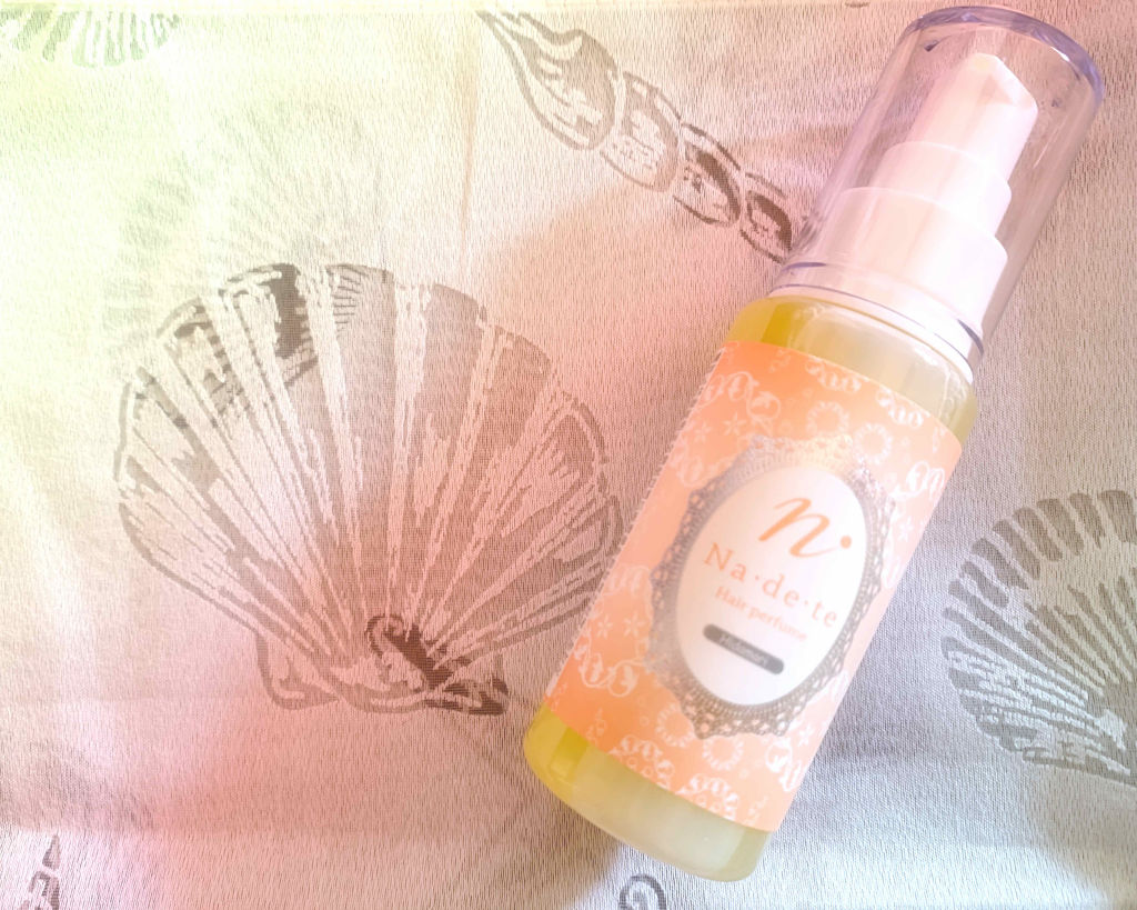 エルシーラブコスメ ナデテ シャボンのクチコミ「Nadeteヘアパヒュームのヒダマリ॰˳ཻ̊♡
こちらも限定で出ていた香り。

Nadeteの.....」（1枚目）