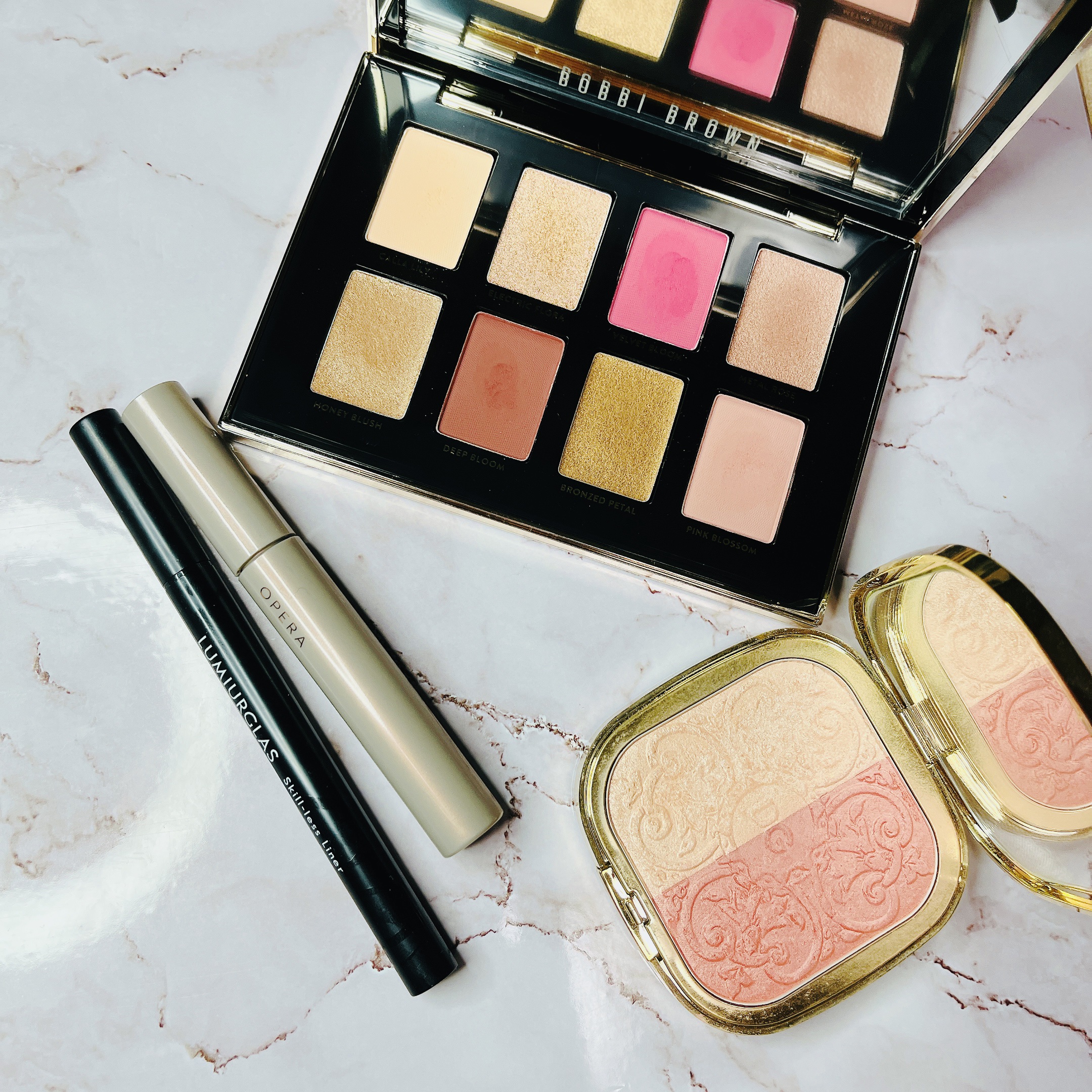 リュクス メタル ローズ アイシャドウ パレット/BOBBI BROWN/アイシャドウパレットを使ったクチコミ（1枚目）