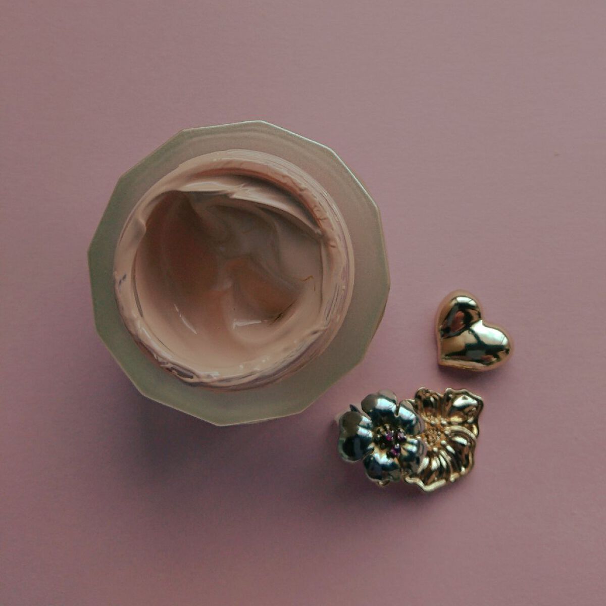 ル・フォンドゥタンn/クレ・ド・ポー ボーテ/クリーム・エマルジョンファンデーションを使ったクチコミ(2枚目)