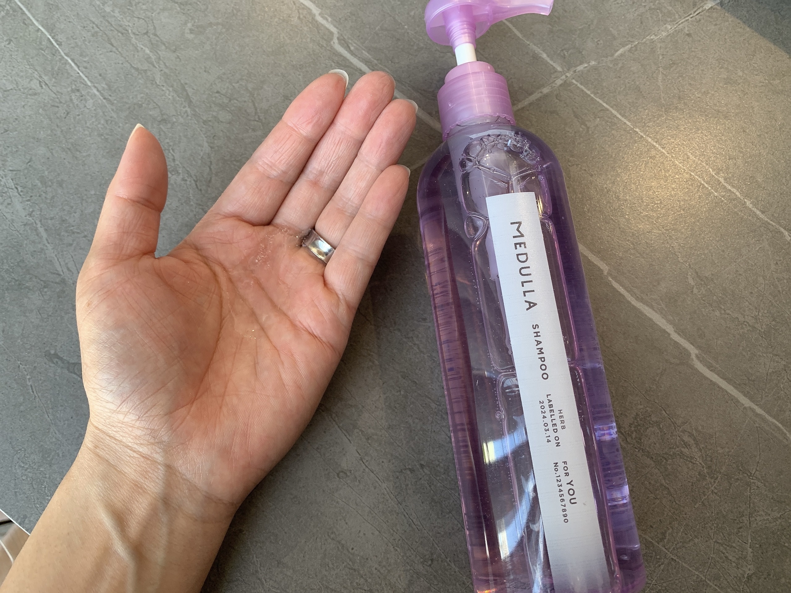 SHAMPOO & REPAIR HERB/MEDULLA/市販シャンプーを使ったクチコミ（3枚目）