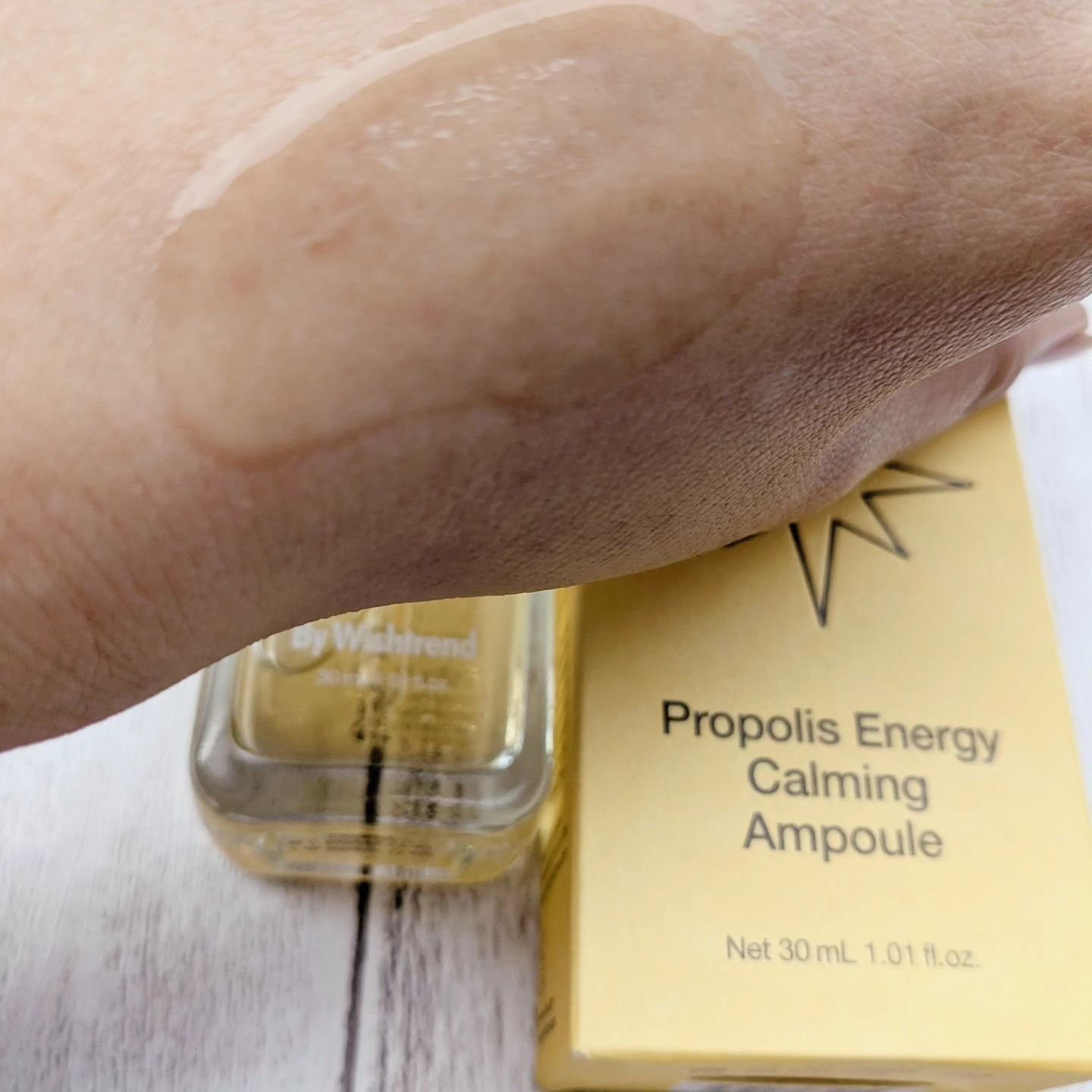 プロポリスエナジーカーミングアンプル/By Wishtrend/美容液を使ったクチコミ（3枚目）