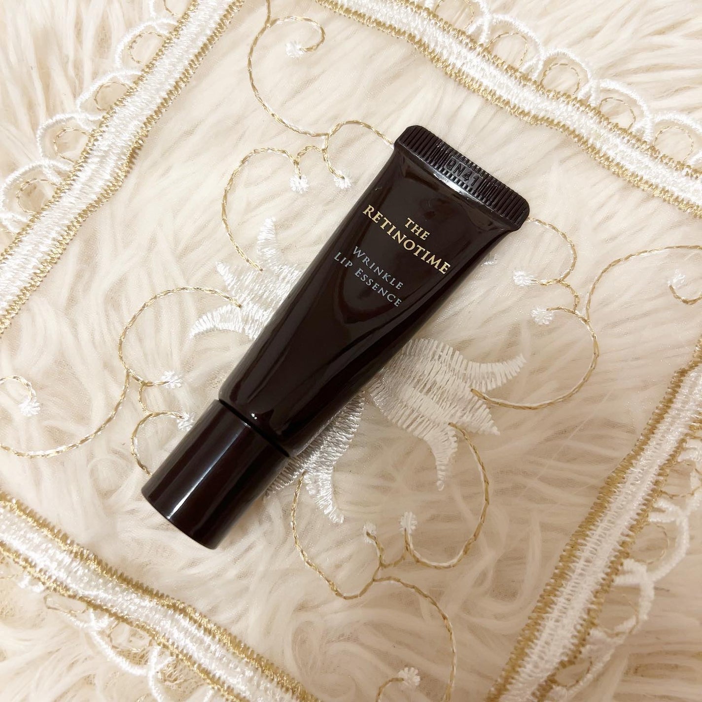 まいこ୨୧ *⑅❤︎·̩͙フォロバ100%♪̊̈♪̆̈ on LIPS 「唇が乾燥する季節👄この前SNSで聞き捨てならないリップの投稿が..」(1枚目)