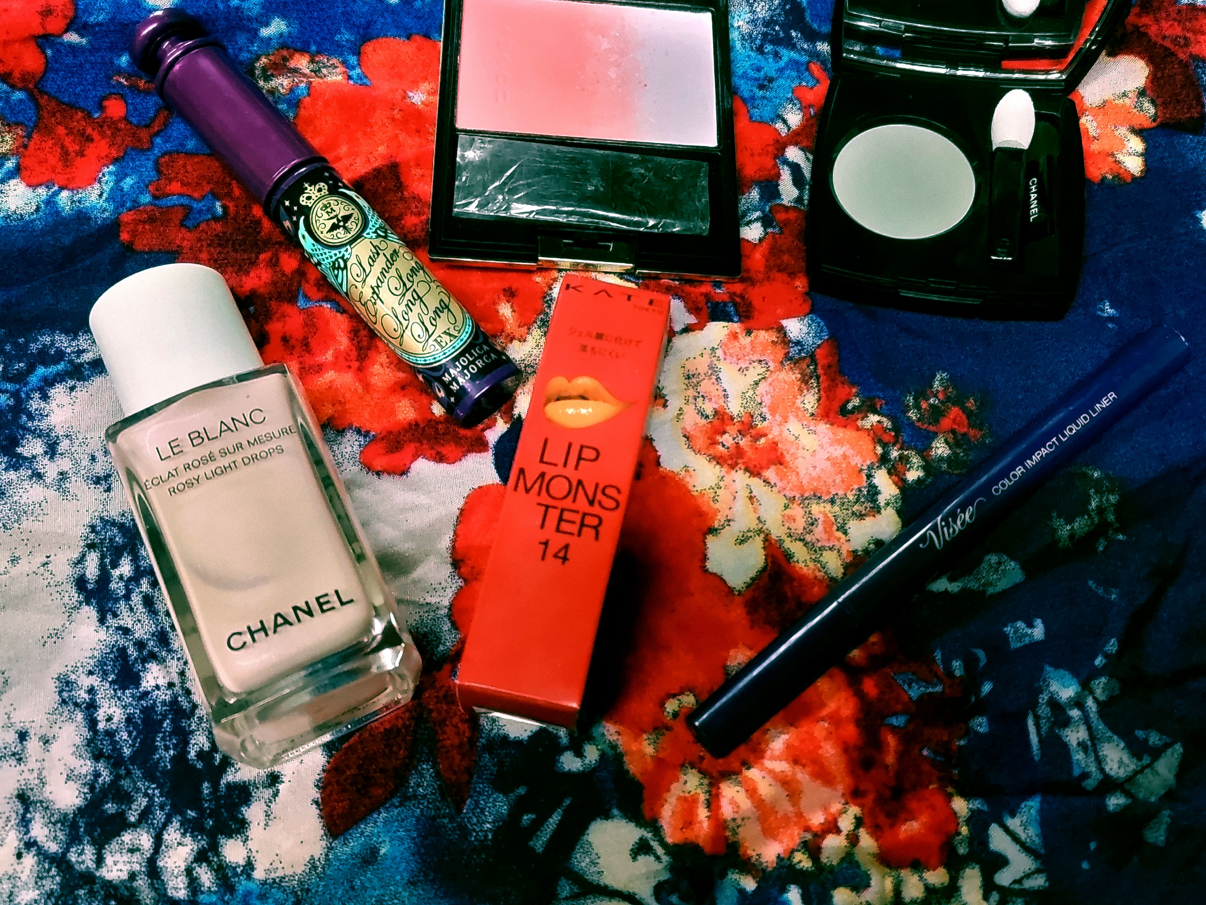 ル ブラン ロージー ドロップス/CHANEL/リキッドハイライトを使ったクチコミ（1枚目）