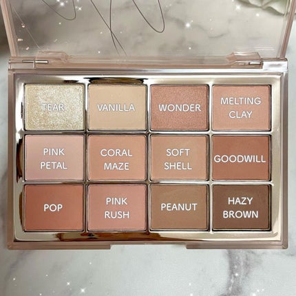 ソフトブラーリングアイパレット/wakemake/アイシャドウパレットを使ったクチコミ(4枚目)