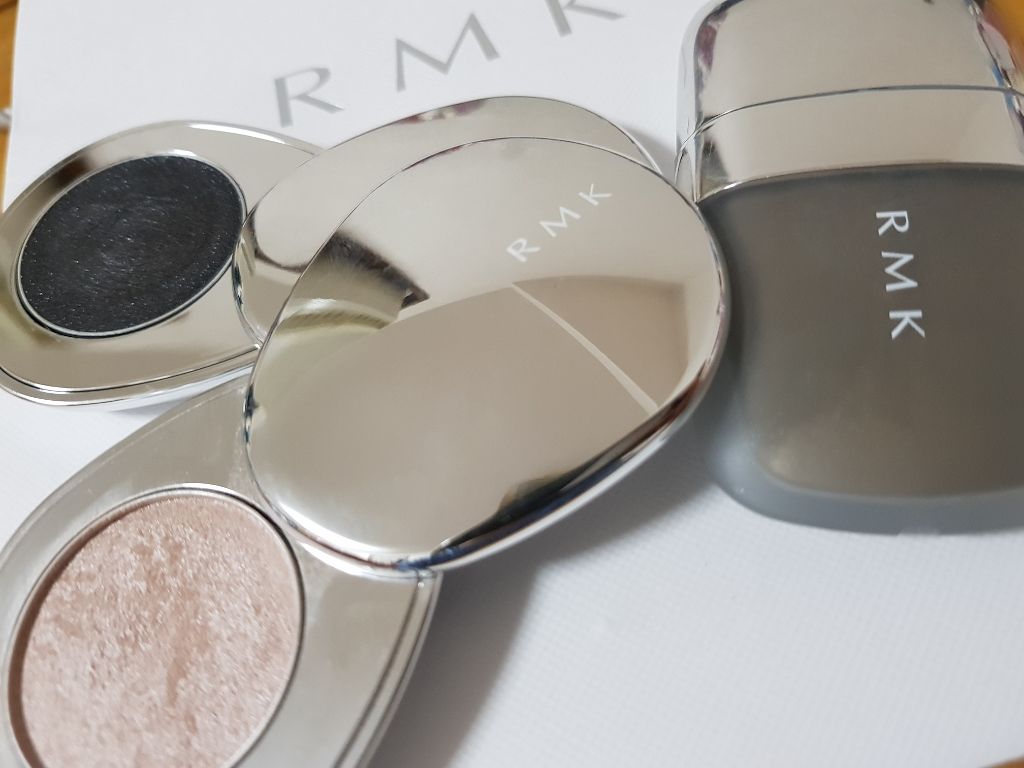 ストーンホイップアイズ 01 マラガ/RMK/リキッドアイシャドウを使ったクチコミ（1枚目）